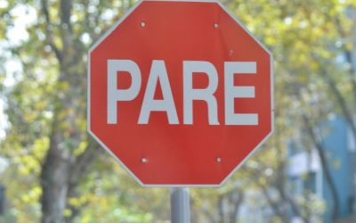 Cartel de «PARE» vs. paso para quien circula por la derecha: La justicia resolvió quién tiene prioridad en Roca